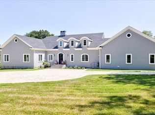 424 Taconic Road, Stamford, CT 06904