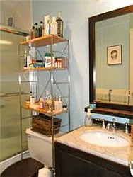 Rented by R New York