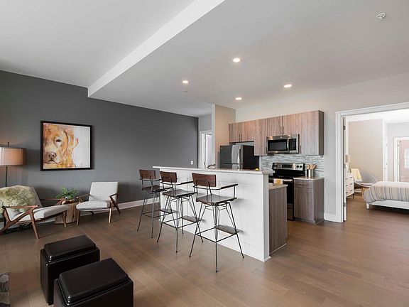 2nd image of 204 N 16th St #142
