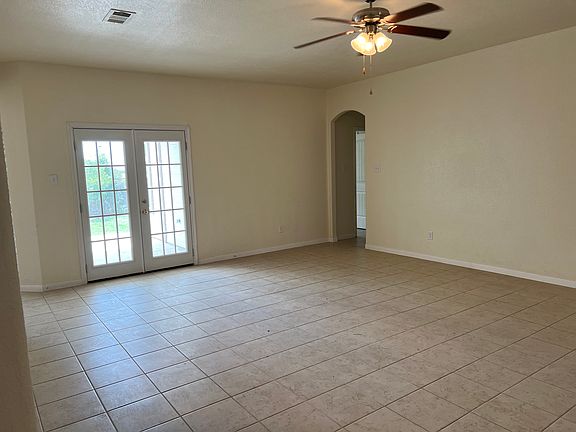 5th image of 3405 Plateau St