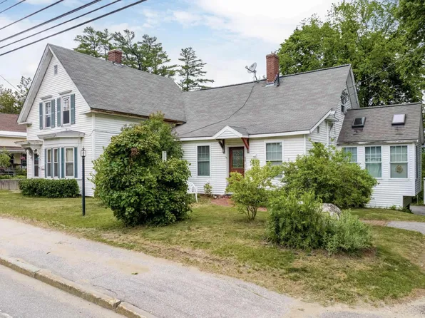 68 Highland St, Plymouth, NH 03264