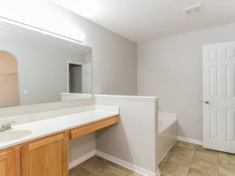 3246 Bellericay Ln — Photo 10