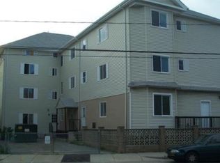 1240 N Main St, Fall River, MA 02720