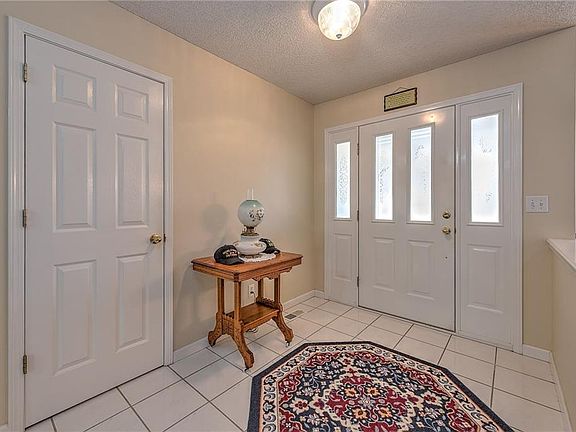 4th image of 4 Ebble Ln