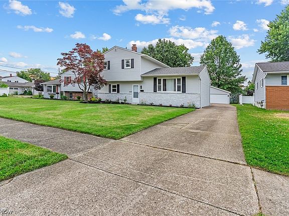 2nd image of 7479 Goldenrod Dr