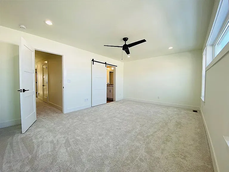 5341 Remington Dr #B — Photo 3