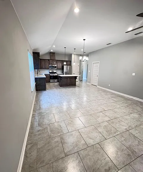 602 S Tecate Dr — Photo 6