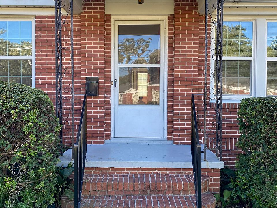1st image of 244 Woodrow St