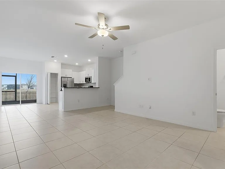 32127 Powderpuff Mimosa Dr — Photo 2