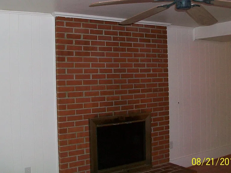 4419 Kentmore Dr — Photo 12