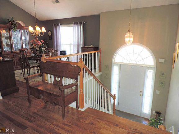5th image of 1305 Walnut Hill Cir