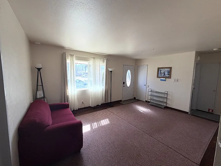 429 Linda Vista Dr — Photo 5