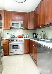 Rented by Wave Real Estate Group