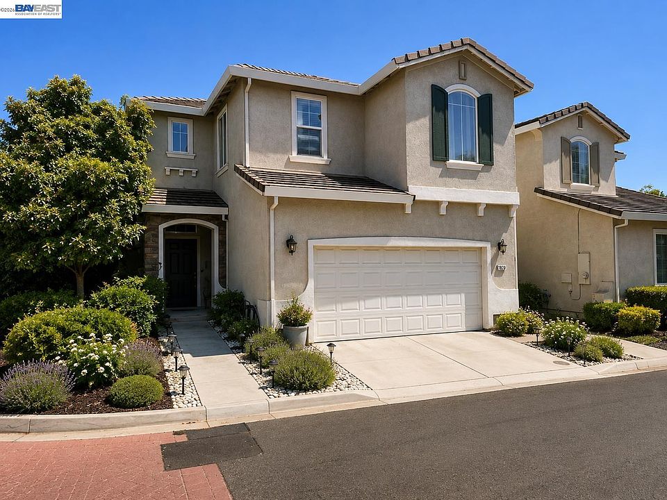 1st image of 2359 Bayless Way