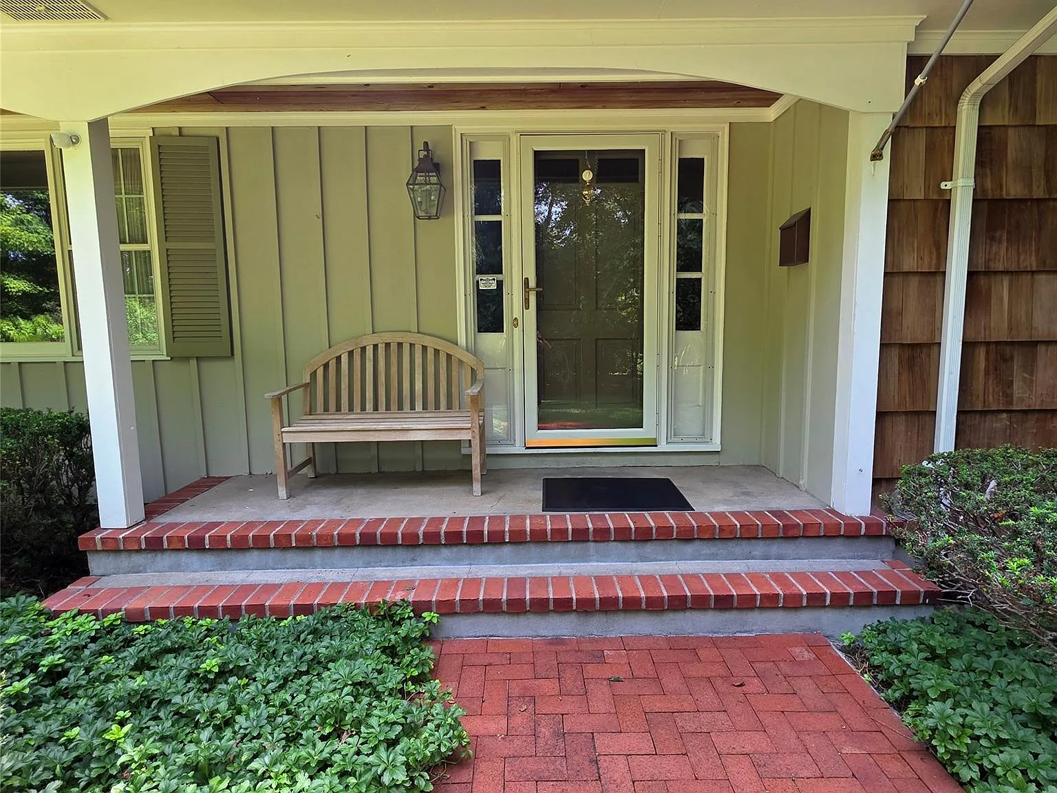 3 bed, 2.5 bath, 2097 sqft, $5,500 — Photo 3