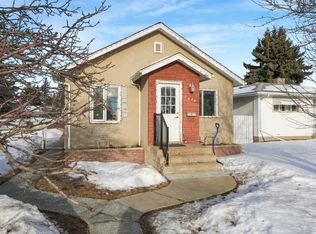 7424 128th Ave NW, Edmonton, AB T5C 1T1