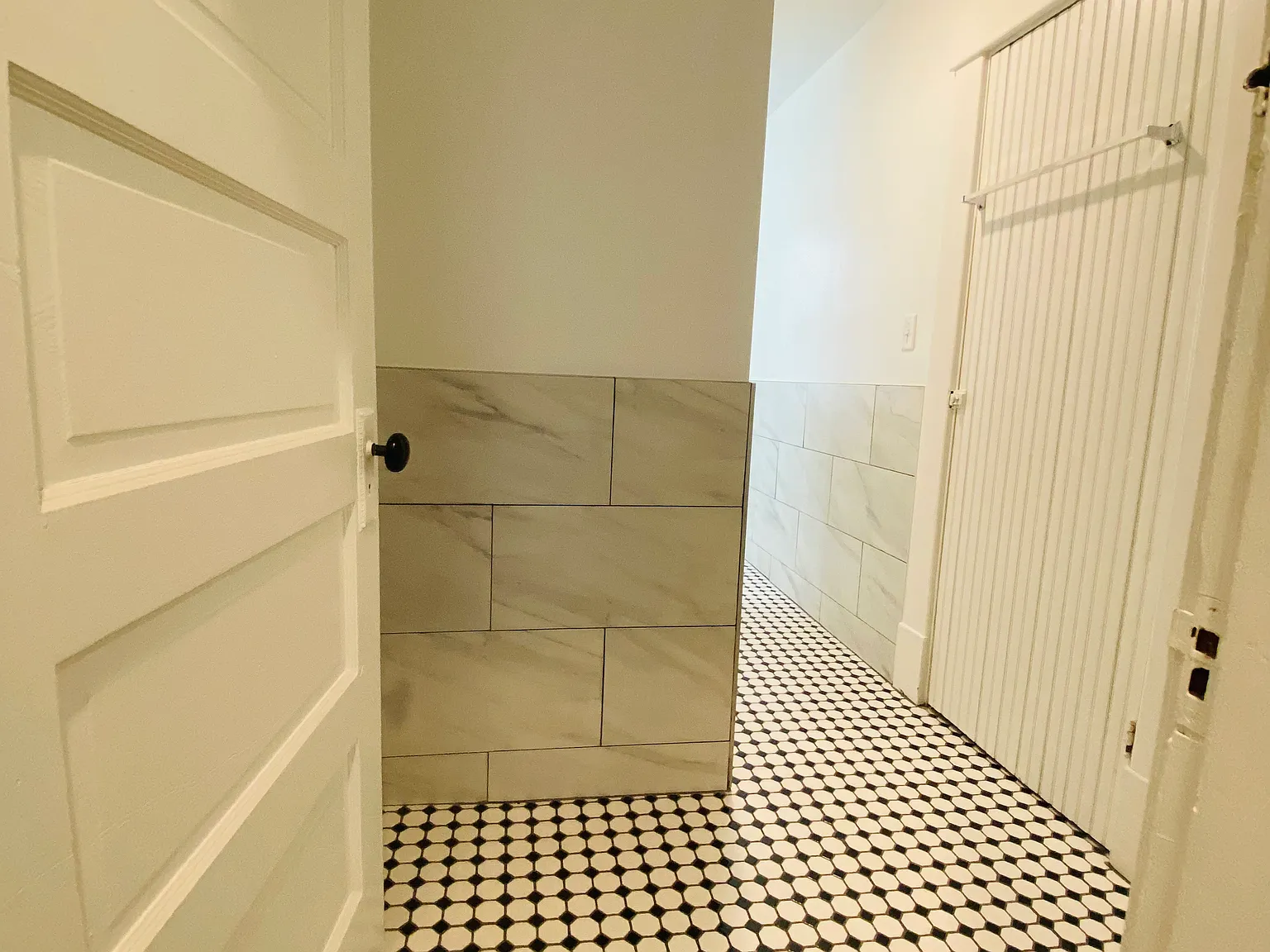 2 bed, 784 sqft, $1,250 — Photo 2