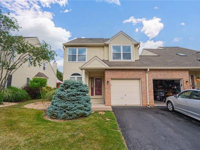 323 Surrey Pl, Macungie, PA, 18062