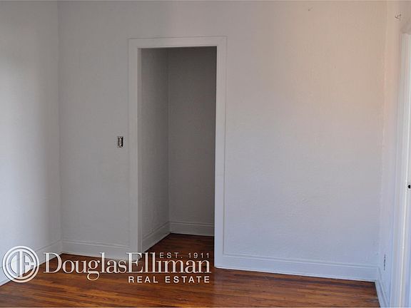 4th image of 3533 64th St #5E
