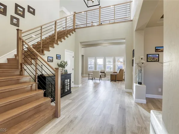 2737 Josephine Dr, Henderson, NV 89044