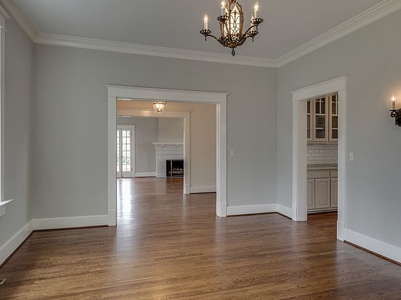4th image of 3828 Richland Ave