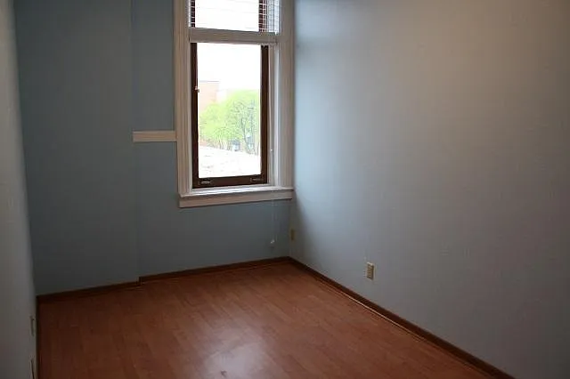 1 bed, 500 sqft, $575 — Photo 2