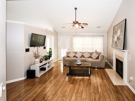 4th image of 1185 Hillary Ln