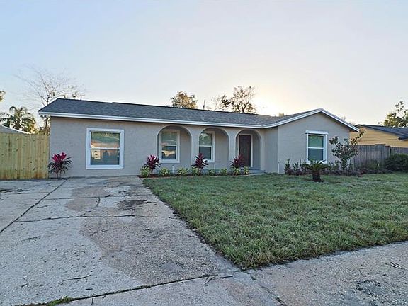 3rd image of 608 Gregory Dr