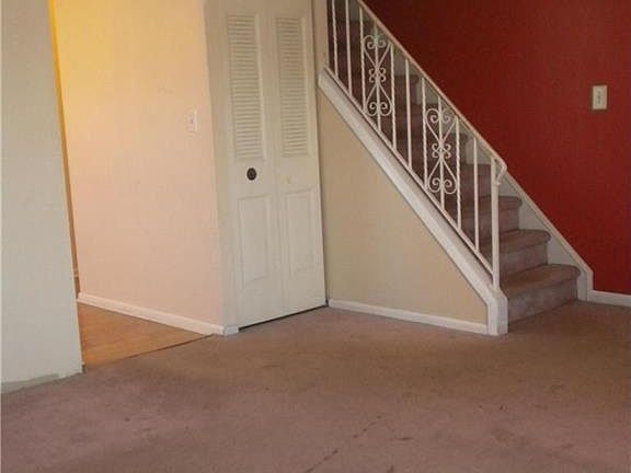 4th image of 1647 Zimpfer Ln