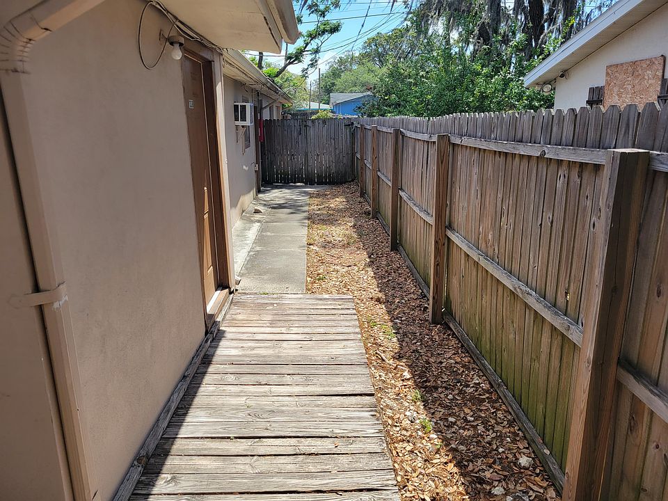 1st image of 1735 Grand Blvd