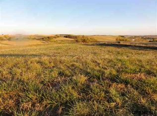 4 Gardiner Acres, Bennington, NE 68007