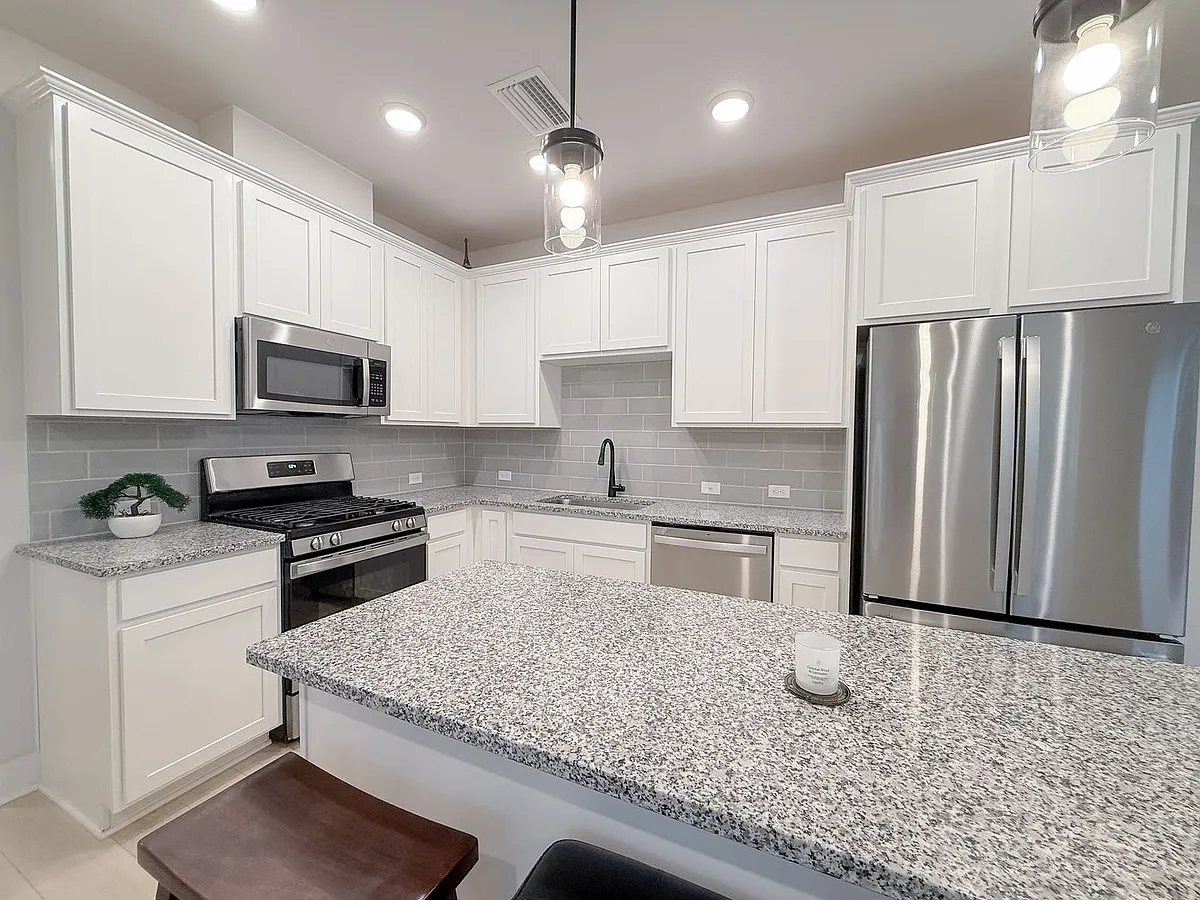 Building Photo - 11102 Quantum Ct