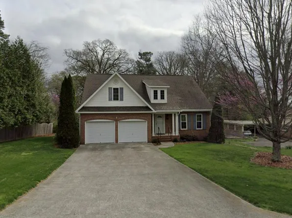 1203 Aladdin Rd, Lookout Mountain, GA 30750