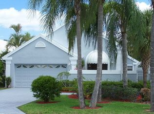 9189 Heathridge Dr, West Palm Beach, FL 33411