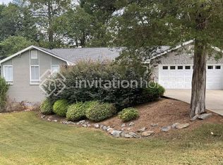 4031 Linda Ln SW, Lilburn, GA 30047
