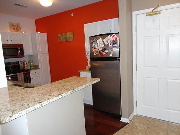 4th image of 1300 Prospect Avenue # 2 Nd Floor