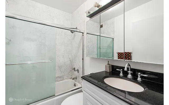 Sold by Douglas Elliman | media 25