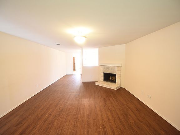 4th image of 1707 White Rock Ct