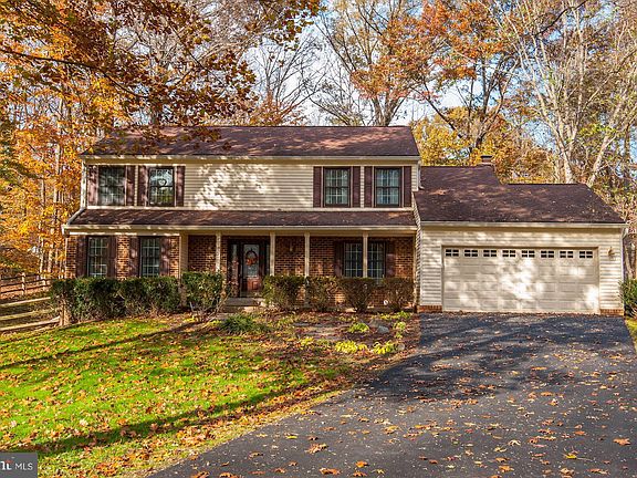 2nd image of 12210 Hollow Tree Ln