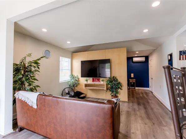 2010 Caplin St #A, Houston, TX 77026