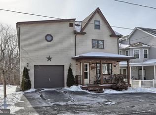 5 Bridge St, McAdoo, PA 18237