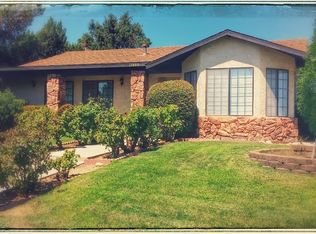 12800 Amberwood Dr, Victorville, CA 92395