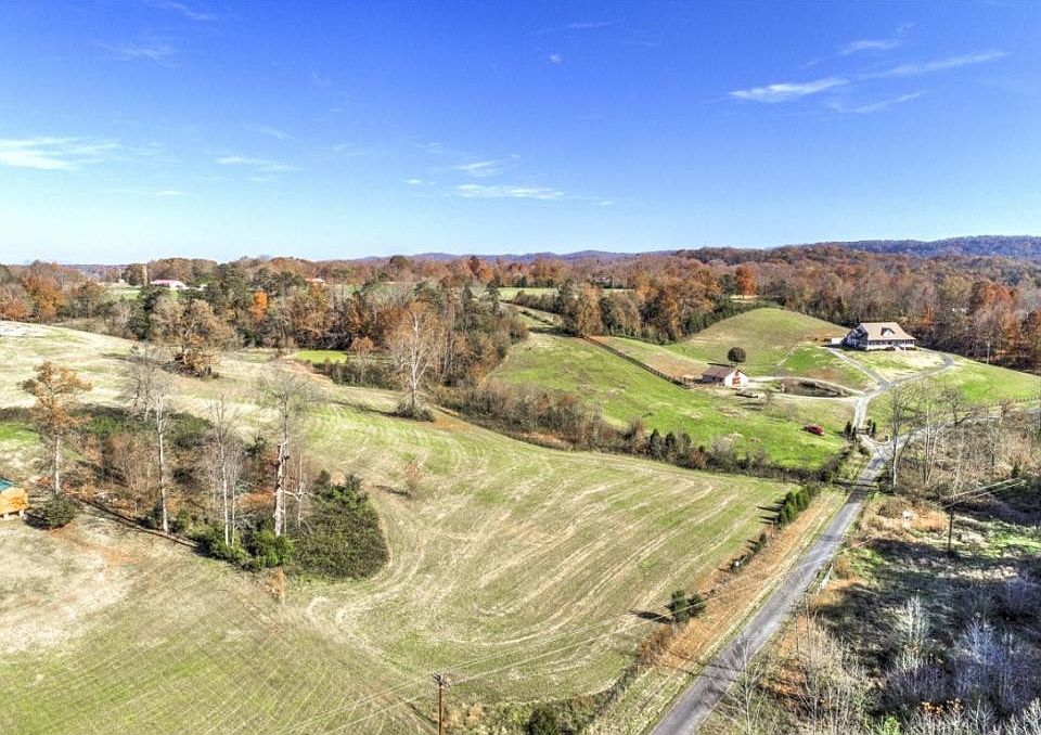 1st image of 169 Williams Ln