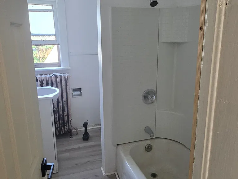 246 S Oak St #1 — Photo 11