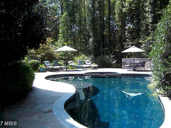 2nd image of 10702 Ox Croft Ct