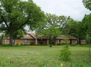 394 Bishop Rd, Bowie, TX 76230