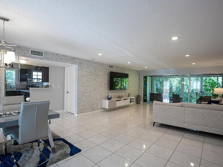 3615 Citrus Trce #4 — Photo 2