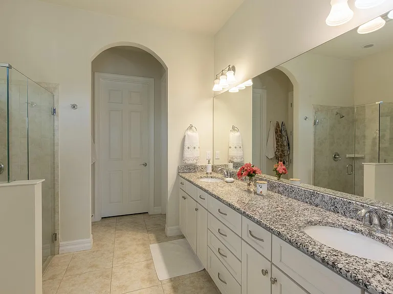 10274 Prato St — Photo 17