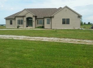 13186 Huffman Rd, Bowling Green, OH 43402