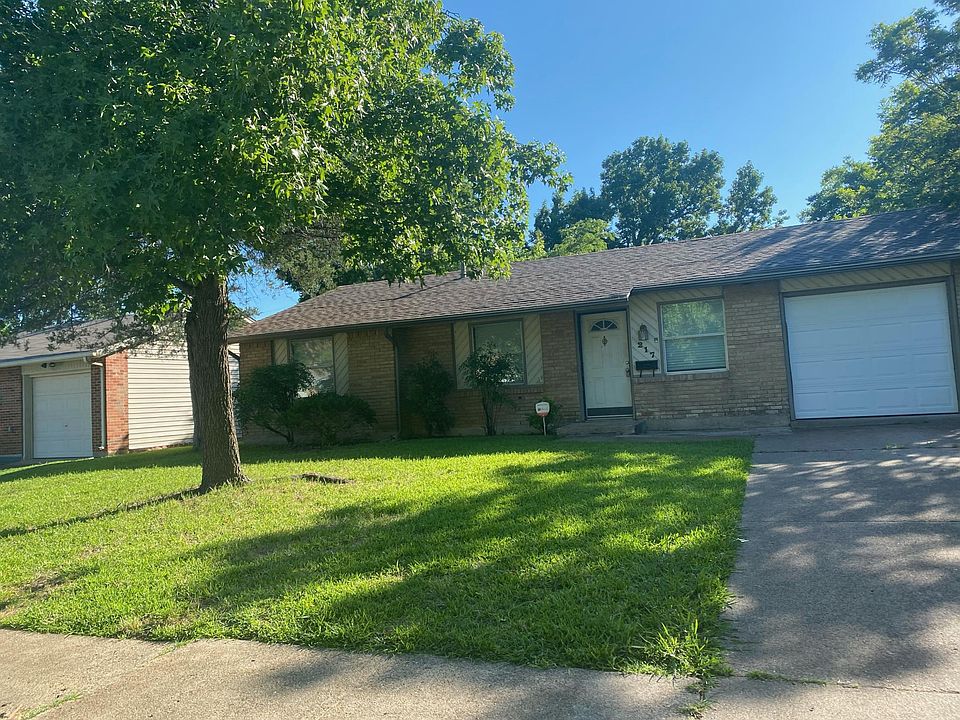 1st image of 217 Menlo Dr